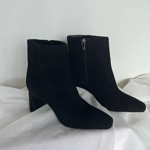 🆕 Antonio Melani Ankle Boots.  NWT   000AJ