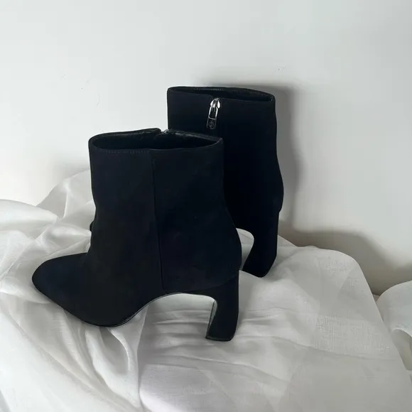🆕 Antonio Melani Ankle Boots.  NWT   000AJ