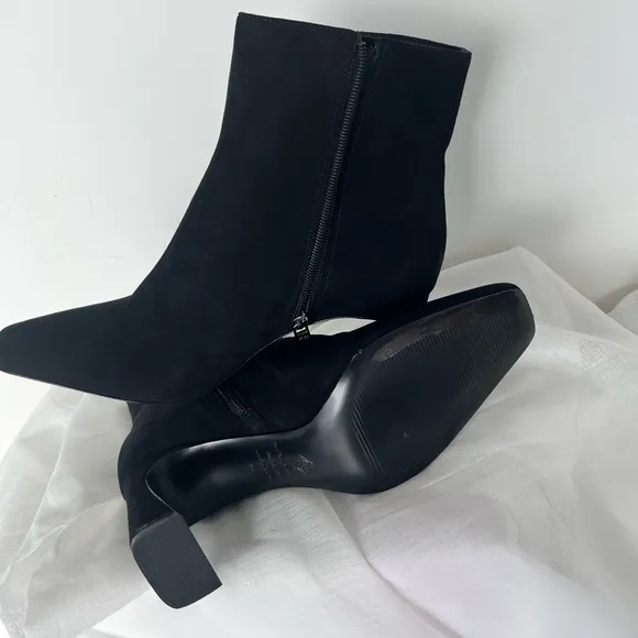 🆕 Antonio Melani Ankle Boots.  NWT   000AJ