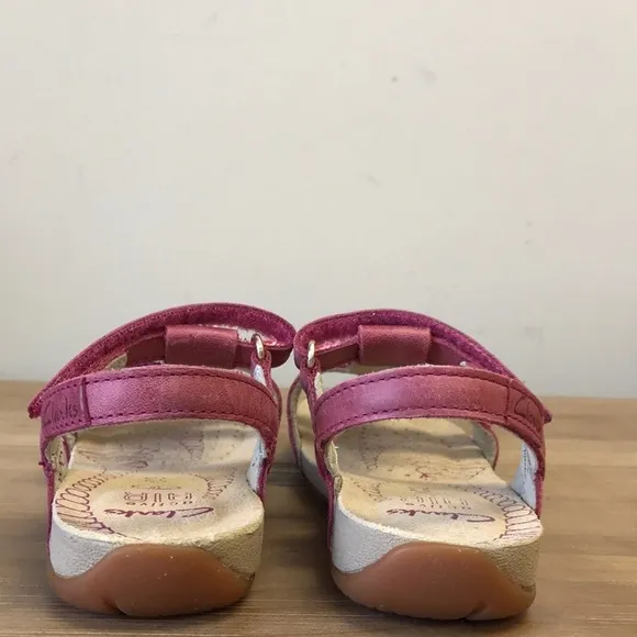 🎁 Clarks Girls Rio Flower Sandals