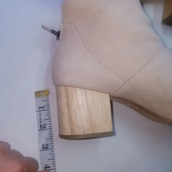 🌸 Eileen Fisher | Suri Suede Ankle Boots, size 8