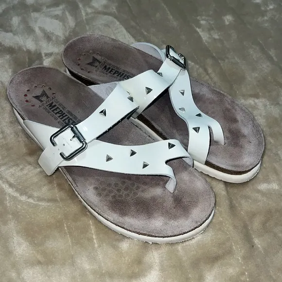 🎁 Mephisto Women's Helen Thong toe sandals