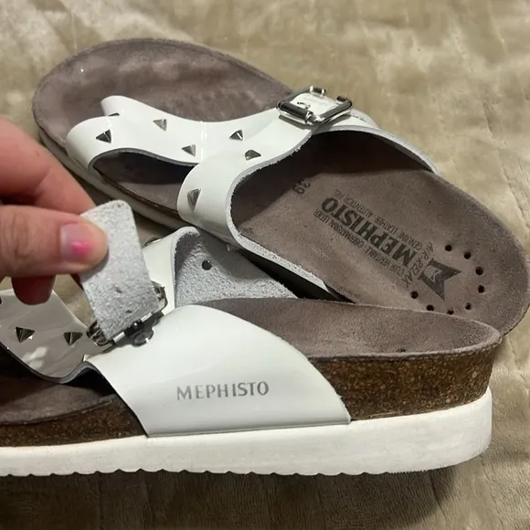 🎁 Mephisto Women's Helen Thong toe sandals
