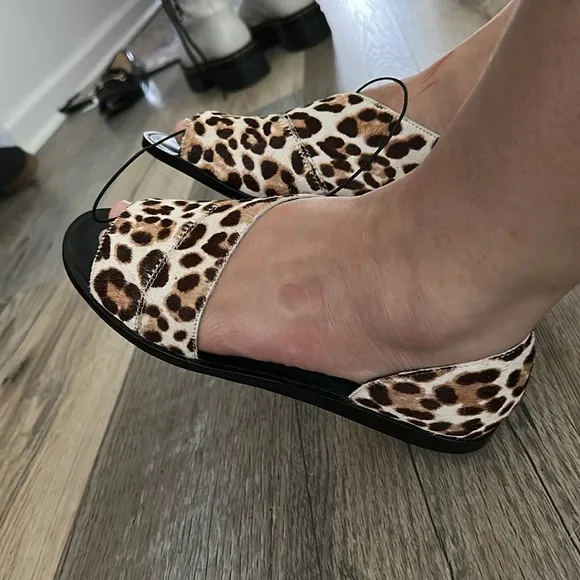 1. State Women's Celvin Leather Open-Toe Sandals Cheetah Haircalf