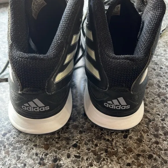 2013 Adidas Mad Basketball Shoes Sz 8.5 Mens Black, gray &amp; White. Worn on court
