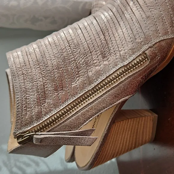 7.5 | Paul Green | Peep Toe | The Day Maker | Metallic | Cayanne