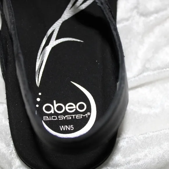 Abeo B.I.O.System Laguna Neutral Sandals Sz 5