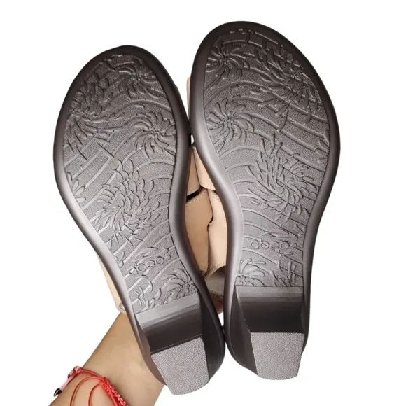 Abeo NWOB Georgia Taupe Nubuck Sandals Size 7