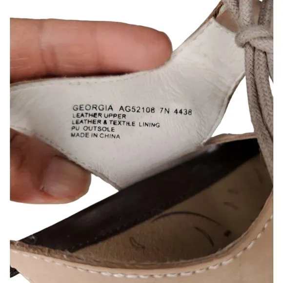 Abeo NWOB Georgia Taupe Nubuck Sandals Size 7