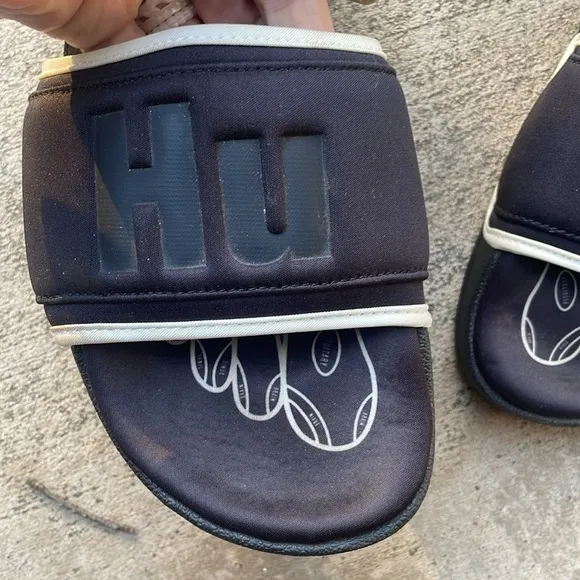 Adidas men’s 10US HU sandals rare black white adjustable adilette 2.0 Pharrell W