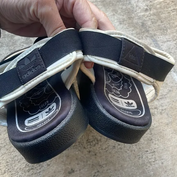 Adidas men’s 10US HU sandals rare black white adjustable adilette 2.0 Pharrell W