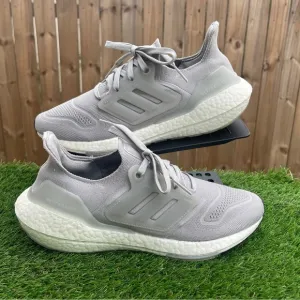 Adidas Ultraboost 22 Grey Two Running Shoes GX5594 Women’s Size - 9