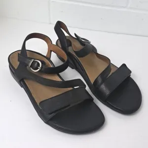 Aetrex Black Leather Strappy Comfort Walking Sandals Sz37 6.5-7