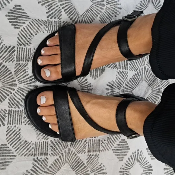 Aetrex Black Leather Strappy Comfort Walking Sandals Sz37 6.5-7