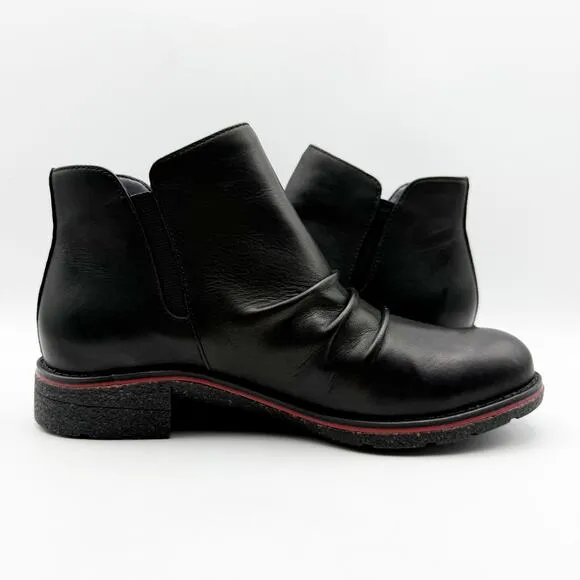 Aetrex Womens Mila Boots US 7 EU 37 Black Leather Ankle Block Heel NWOB