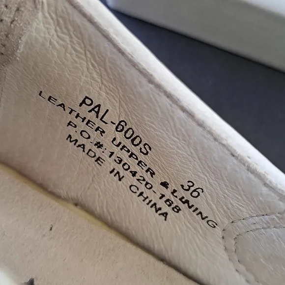 Alegria Paloma White Napa Leather Mary Jane Shoes Sz 36 (6/6.5) 600s Comfy Nurse