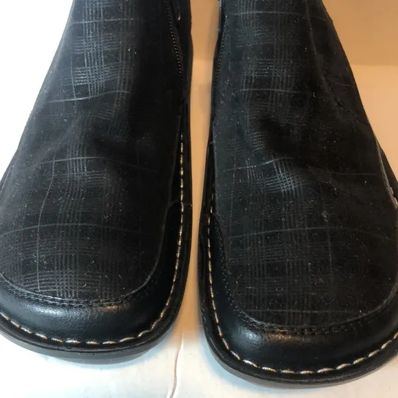 Alegria Slip-On Black Ankle Boots Nell Plaid To Meet You