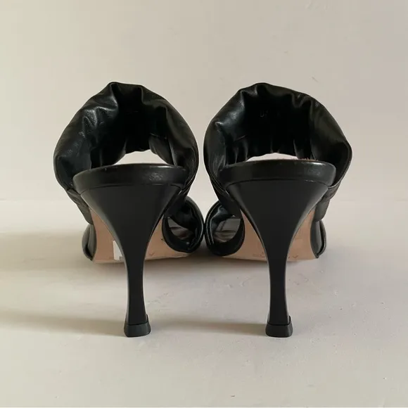 ALOHAS Black Twist Strap Mule Size 6.5