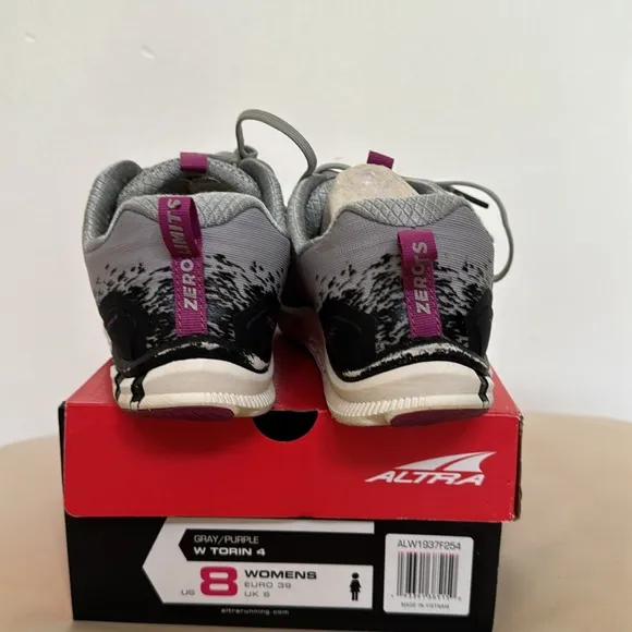 Altra Gray/Purple Lace Up W Torin 4 Women’s Size 8 Running Shoes