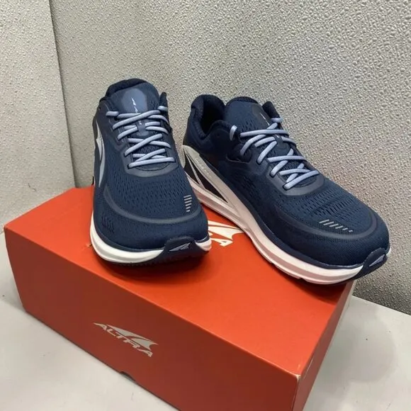 Altra Paradigm 6 Running Shoes – Men’s Size 8.5 – Navy – Open Box