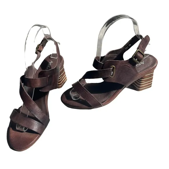 Antelope Dark Brown Zigzag-Strap Ada Leather Sandal