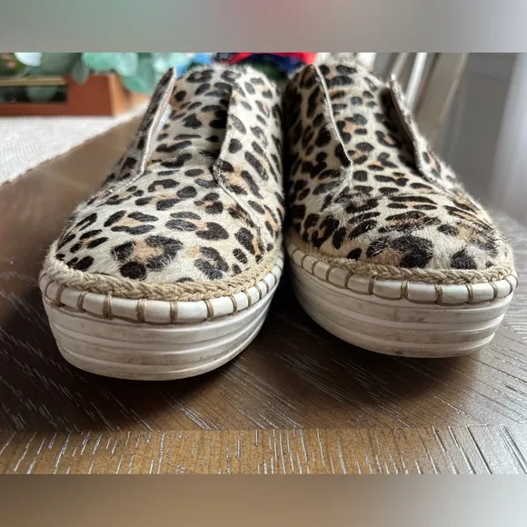 Anthropologie J Slides Leopard Print Leather Slip On Shoes Size 7.5