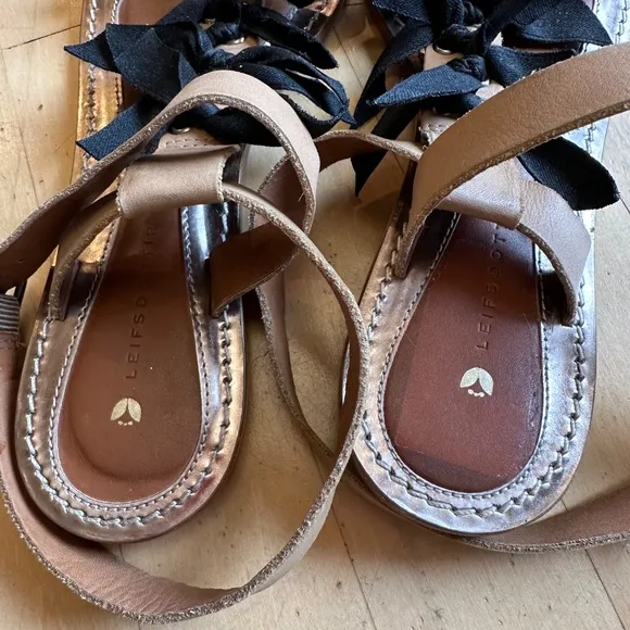 Anthropologie Leifsdottir Ulrika Tan, Black Bows Flat Sandals, 37.5, CB2359