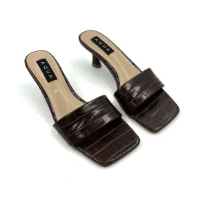 Aqua Day Brown Croc Faux Leather Heeled Sandals Size 6.5