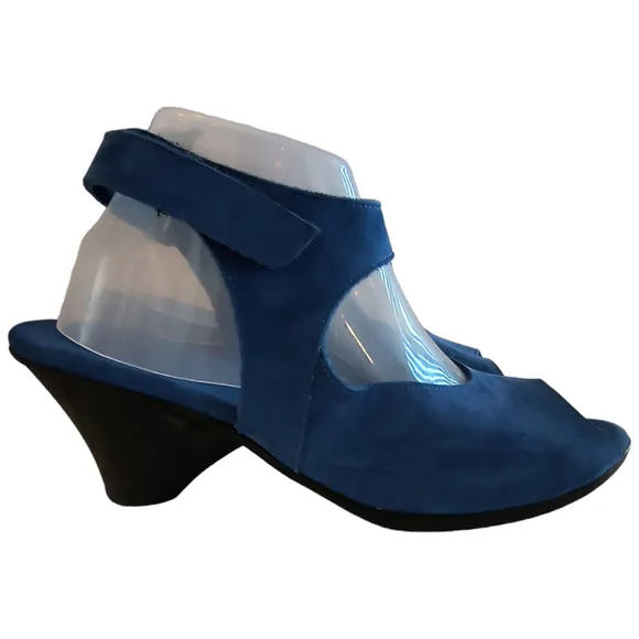 Arche Leather Wedge Peep Toe Sandals Women's Size 41 / US 9.5 Blue Suede