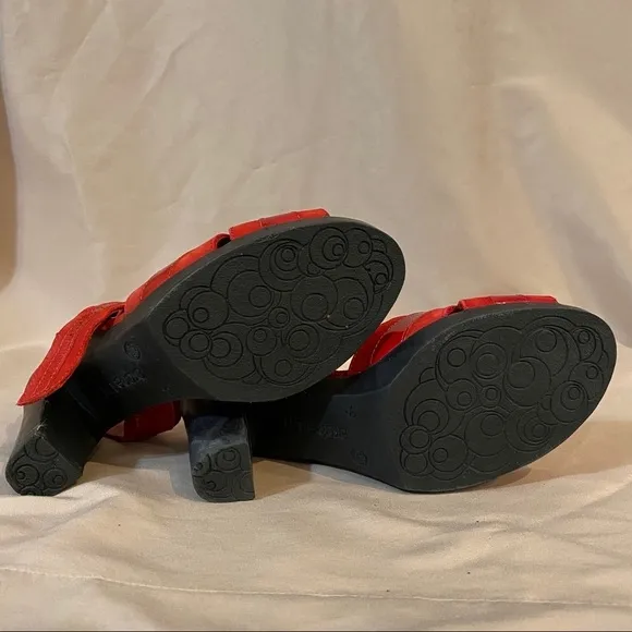 Arche Lylam Size 8 Red Heel Sandals
