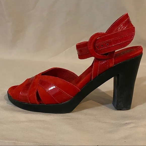 Arche Lylam Size 8 Red Heel Sandals