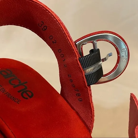 Arche Lylam Size 8 Red Heel Sandals