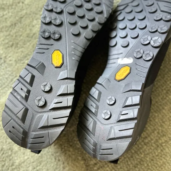 Arc'teryx Men's Black Shoes