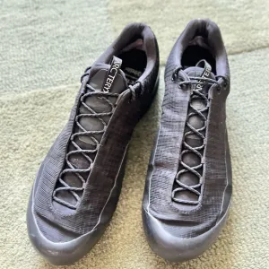 Arc'teryx Men's Black Shoes