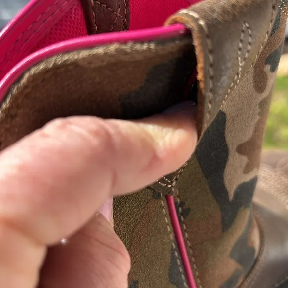 Ariat Anthem Shortie Myra Brown Bomber/Casually Camo Boots, stabilizing shank