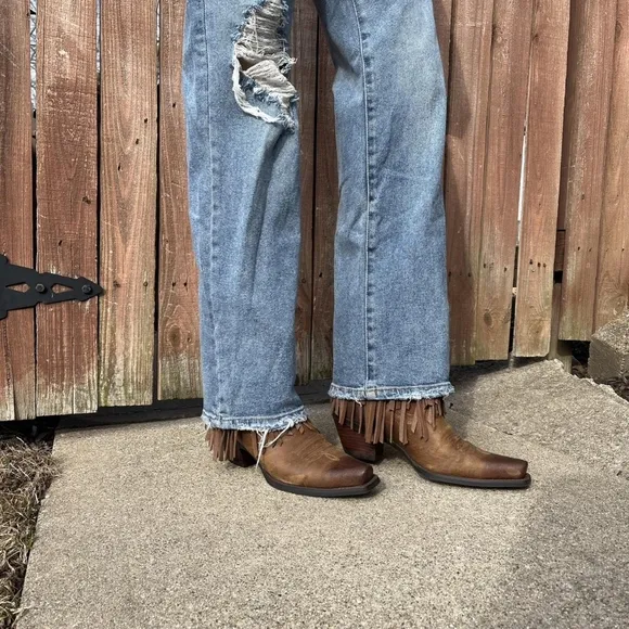 Ariat Gold Rush HTF Rare Cowboy Western Boots