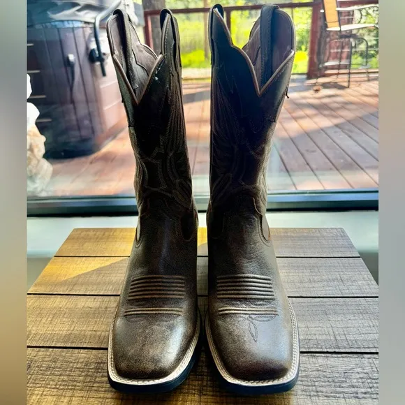 Ariat Round Up Outfitter Western Boot Women’s Size 9.5B NWOT