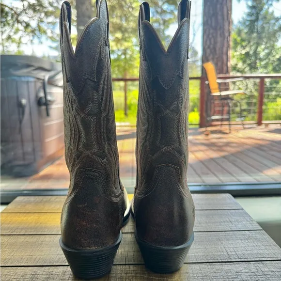 Ariat Round Up Outfitter Western Boot Women’s Size 9.5B NWOT