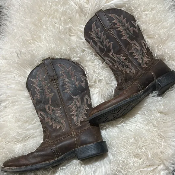 AriatWomen’s Heritage Stockman Western Boot 7B Like New Roper Boots