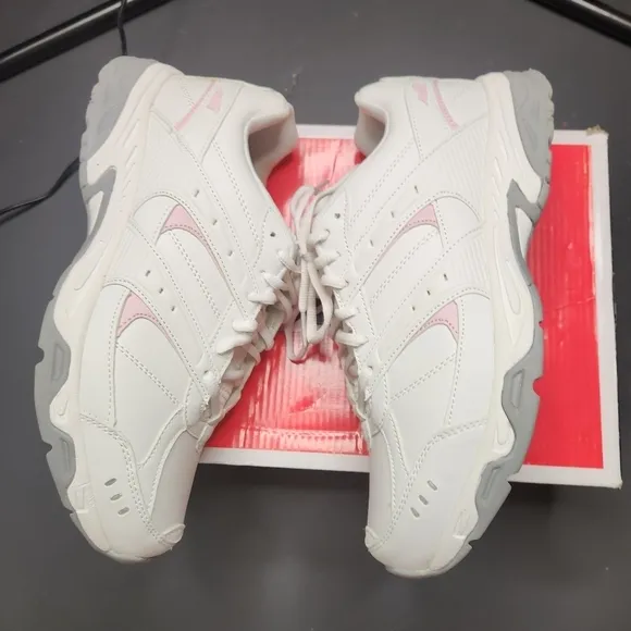 Avia NWB Verge Womens Sneakers 8.5 Wide Pink White