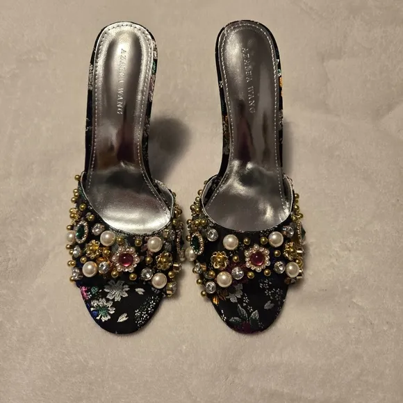 Azalea Wang Womens Black Satin Floral Sandals Multicolored Stones Size 8.5