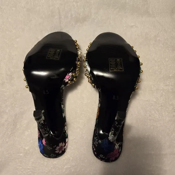 Azalea Wang Womens Black Satin Floral Sandals Multicolored Stones Size 8.5