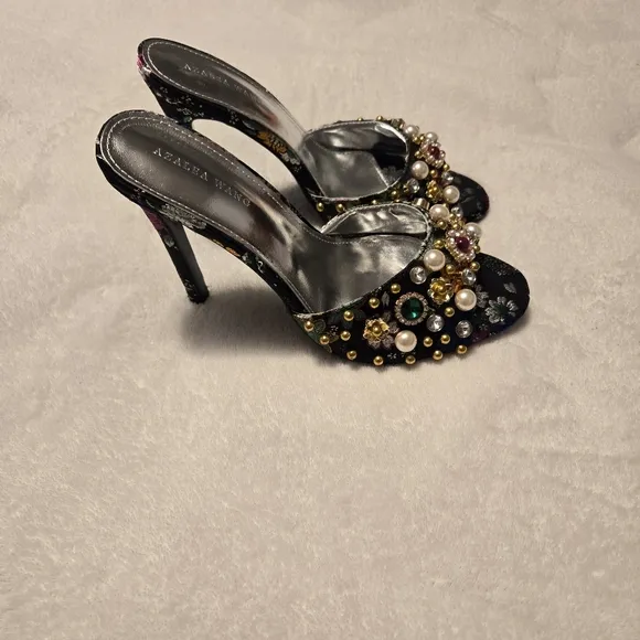 Azalea Wang Womens Black Satin Floral Sandals Multicolored Stones Size 8.5