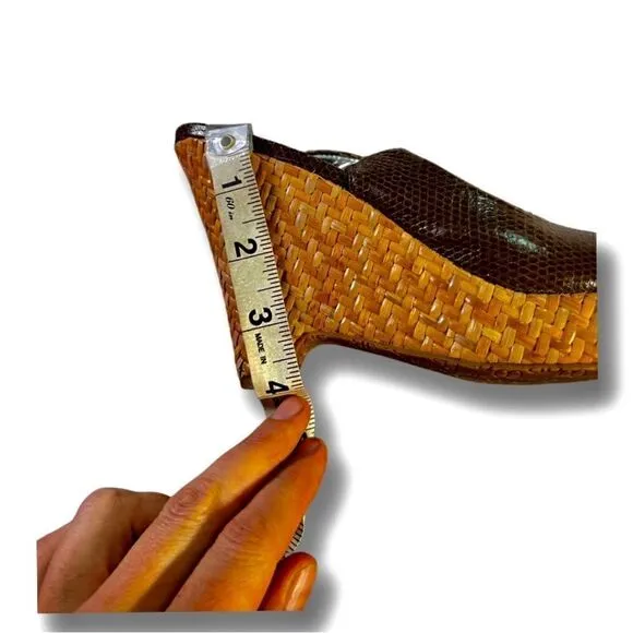 Banana Republic - Brown Reptile Leather - Sling Back Sandals.