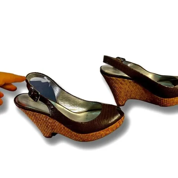 Banana Republic - Brown Reptile Leather - Sling Back Sandals.