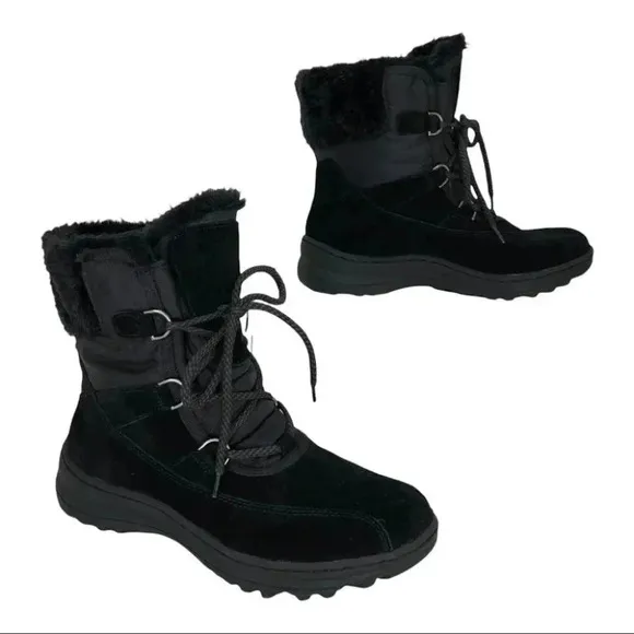 Baretraps Aero Black Leather Faux Fur Medium Width Lace Up Womens Ankle Boots