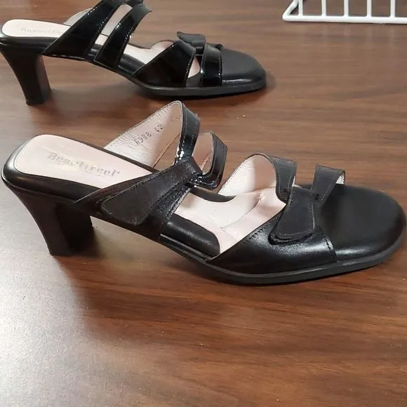 Beautifeel Begonia Black‎ Smooth Patent Leather Sandals Velcro Adjustable 42 11½