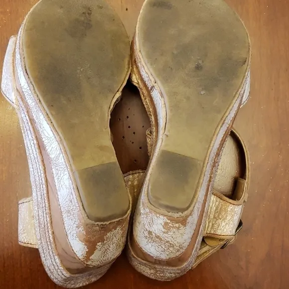 BED Stu Platform &amp; Wedge Sandals EUC Tan &amp; White