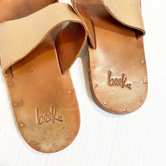 Beek Finch Leather Toe Ring Sandals Size 10 Two Toned Toe Strap