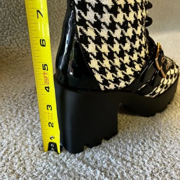 Betsey Johnson Ankle Boots Women 8 Black White Houndtooth Sequins Platfom Buckle
